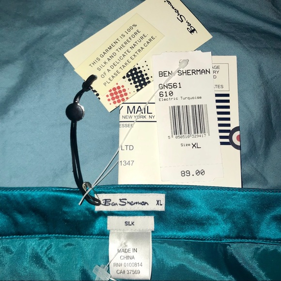 ❌SOLD❌Ben Sherman Emerald Green Silk Skirt XL - Picture 2 of 7